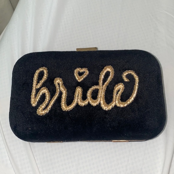 Lulus Handbags - Lulu cross body Bride Bag Black and Gold